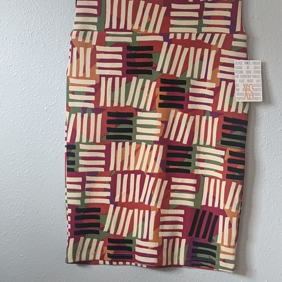 New Cassie Skirt XS (2-4) - Picture 2 of 5